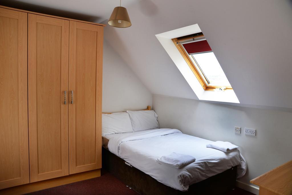 Blackmore Court Cork Room photo