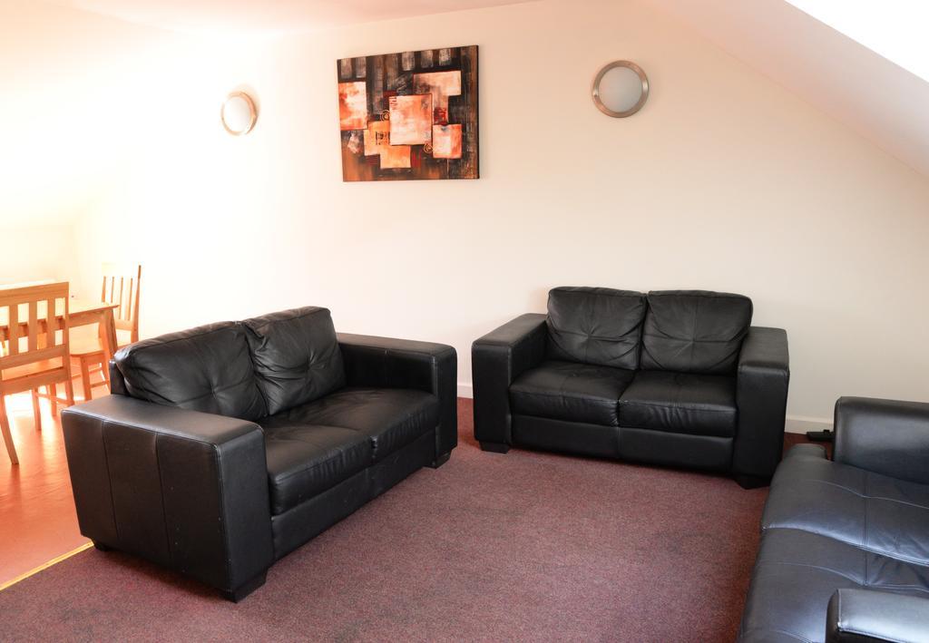 Blackmore Court Cork Room photo